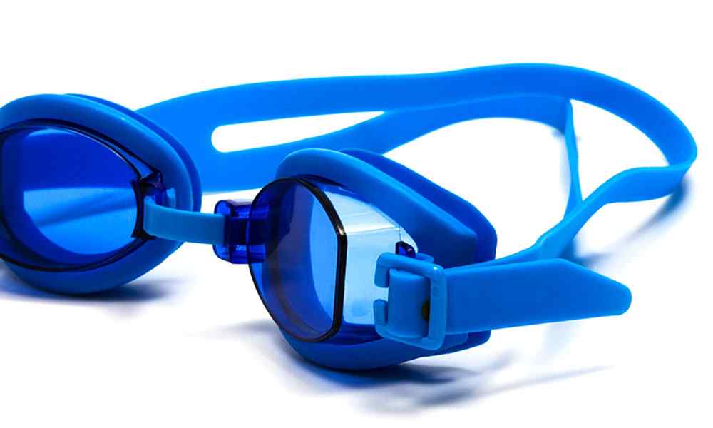 https://dev.cluboase.sr/wp-content/uploads/2017/10/inner_glasses.jpg